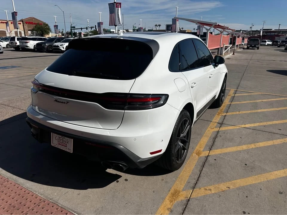 2023 Porsche Macan T - Image 3 of 9
