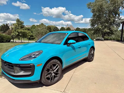 2023 Porsche Macan T