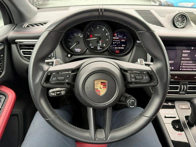 2023 Porsche Macan T - Image 15 of 19