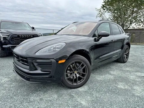 2023 Porsche Macan T