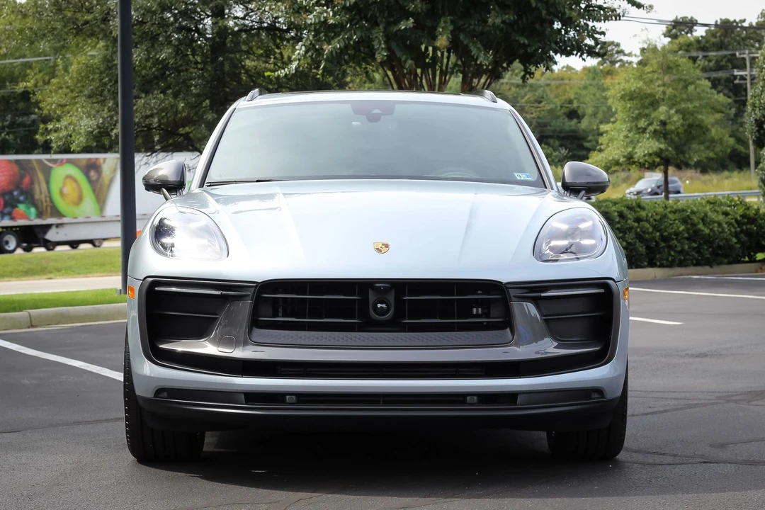 2023 Porsche Macan T - Image 4 of 21