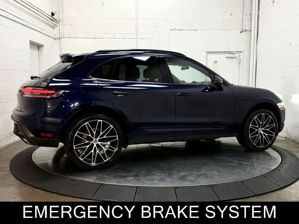2023 Porsche Macan T - Image 8 of 20