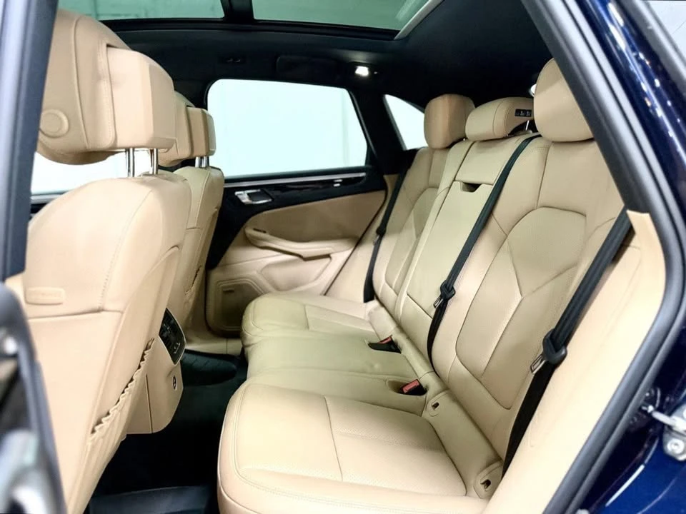 2023 Porsche Macan T - Image 17 of 20