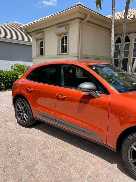 2023 Porsche Macan T - Image 3 of 9