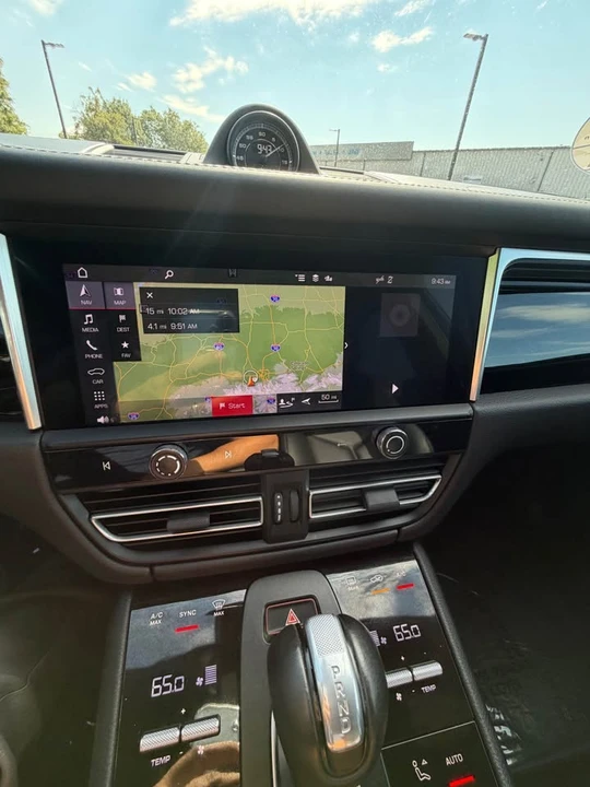 2023 Porsche Macan T - Image 14 of 16