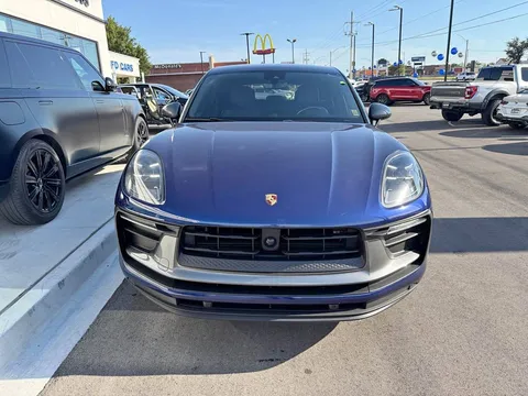 2023 Porsche Macan T Sport Utility 4D
