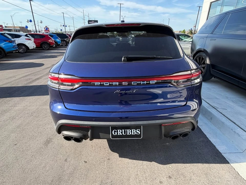 2023 Porsche Macan T - Image 4 of 9
