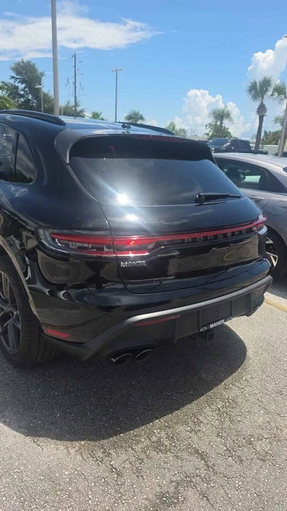 2023 Porsche Macan T - Image 5 of 20