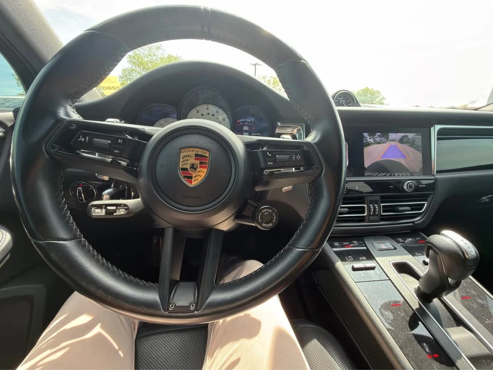 2023 Porsche Macan T - Image 10 of 10