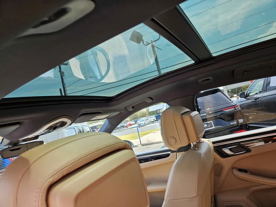 2023 Porsche Macan T - Image 15 of 16