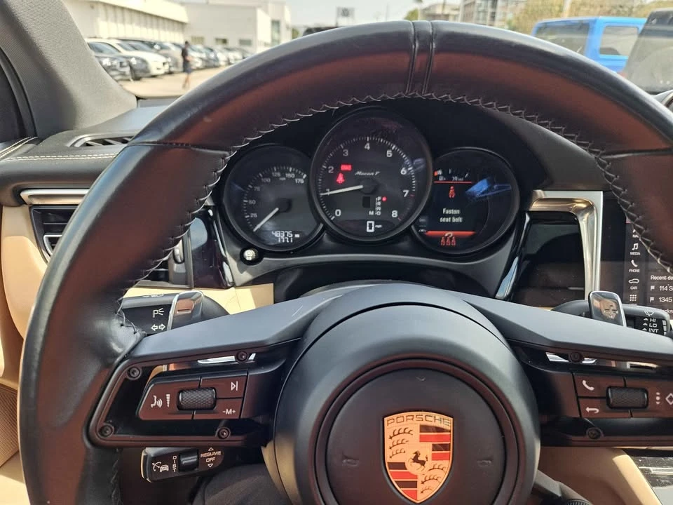 2023 Porsche Macan T - Image 6 of 16