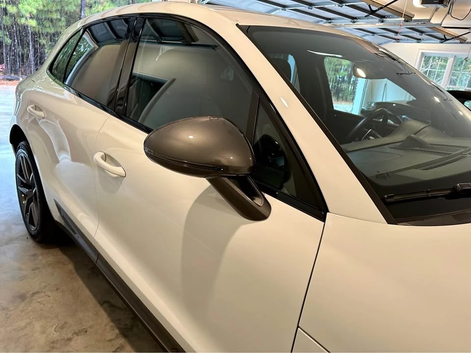 2023 Porsche Macan T - Image 11 of 15