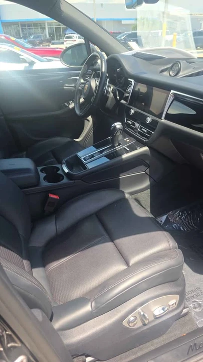 2023 Porsche Macan T - Image 7 of 20