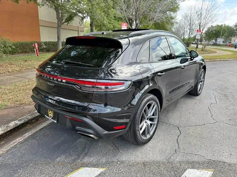 2023 Porsche Macan T Sport Utility 4D