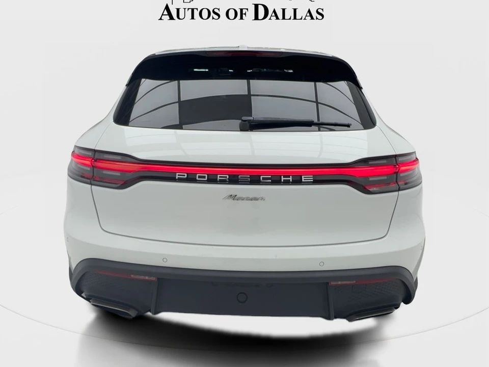 2023 Porsche Macan T - Image 9 of 31