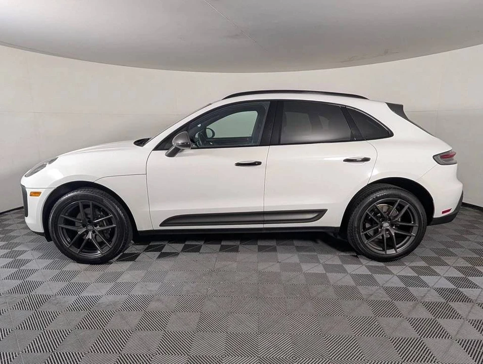 2023 Porsche Macan T - Image 2 of 5