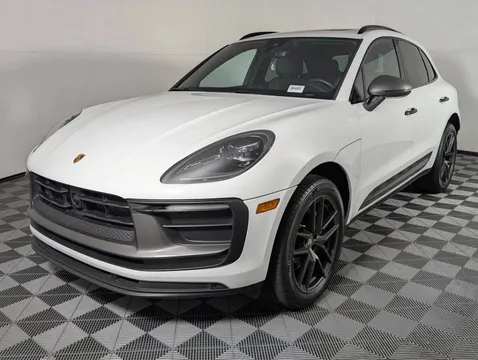 2023 Porsche Macan T