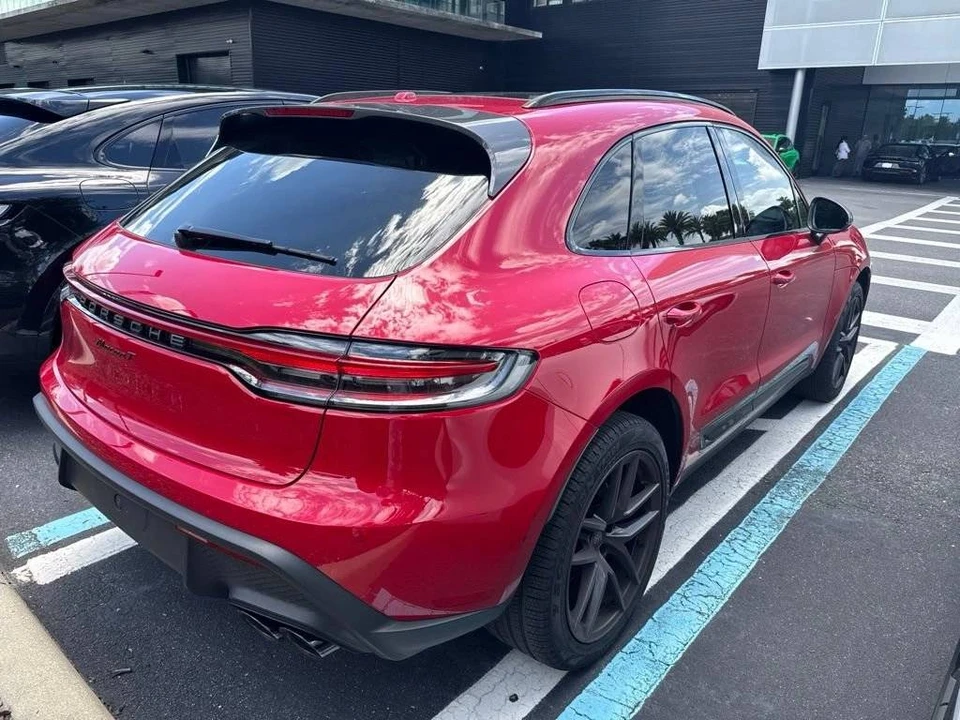 2023 Porsche Macan T - Image 3 of 5