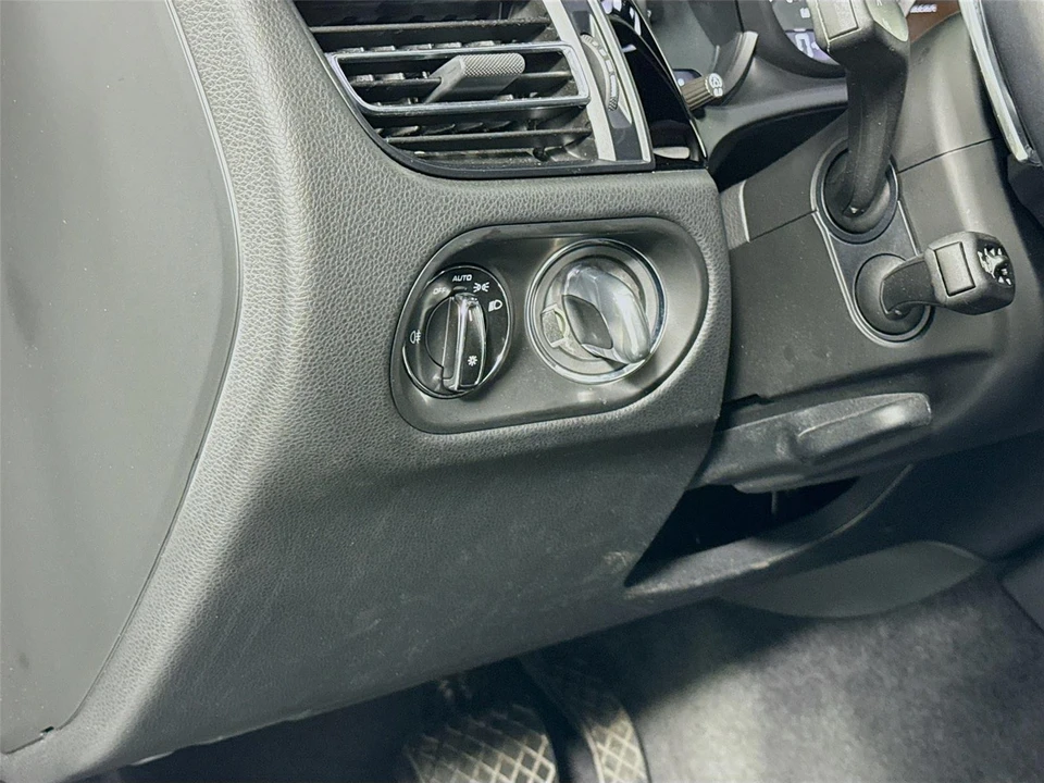 2023 Porsche - Image 7 of 31