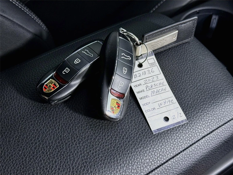2023 Porsche - Image 9 of 26