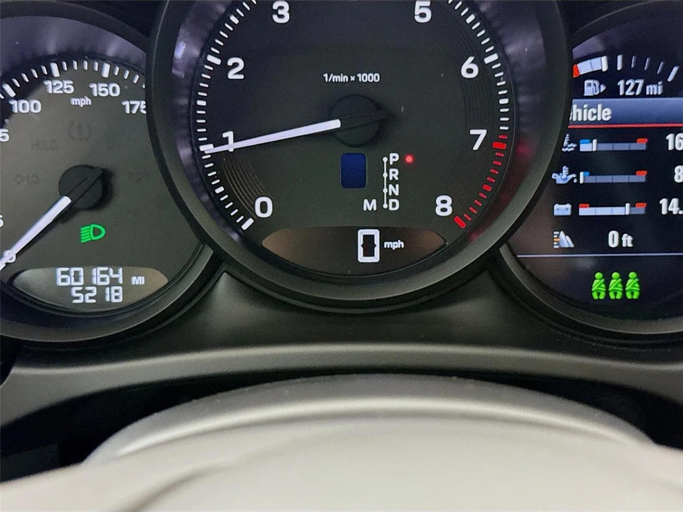 2023 Porsche Macan T - Image 4 of 31