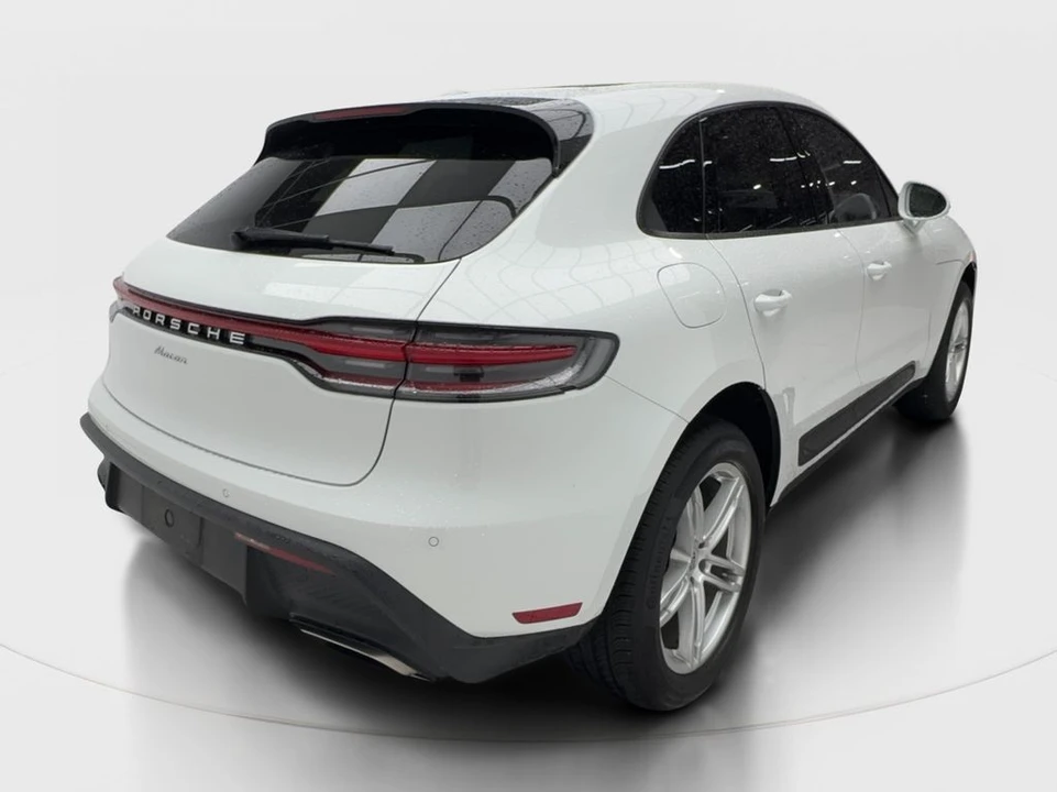 2023 Porsche - Image 7 of 31