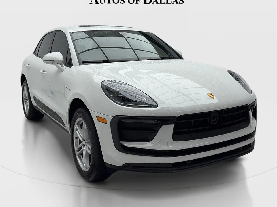 2023 Porsche Macan T - Image 2 of 31