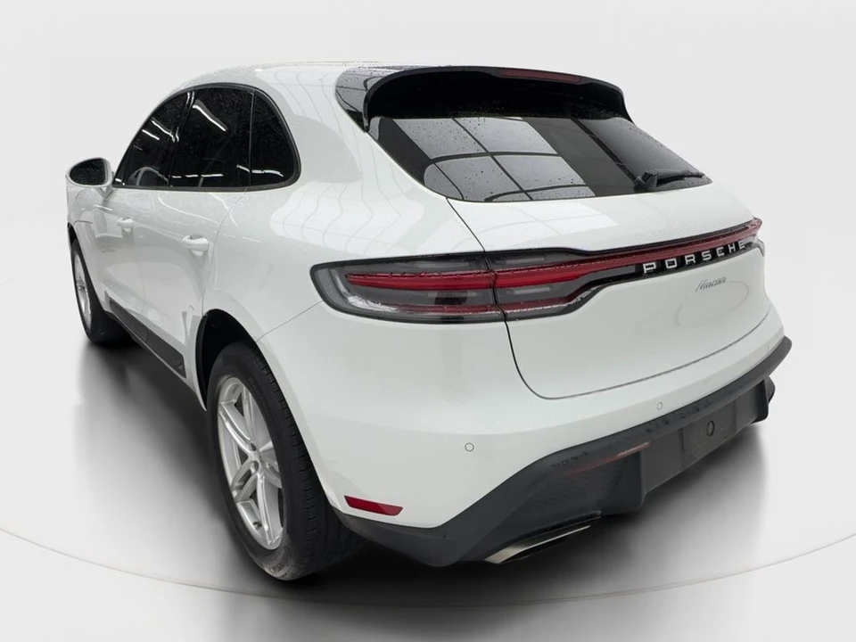 2023 Porsche - Image 10 of 31