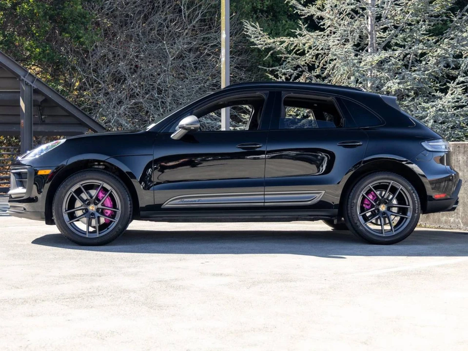 2023 Porsche Macan T - Image 2 of 5