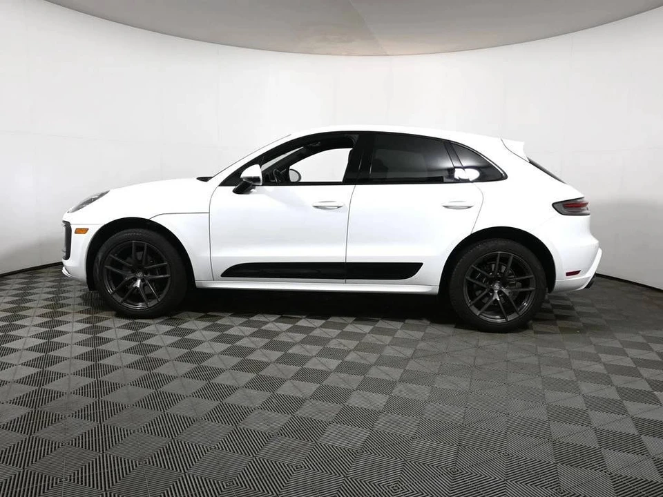 2023 Porsche Macan T - Image 2 of 5