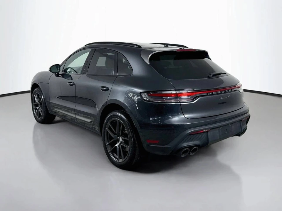 2023 Porsche Macan T - Image 3 of 5