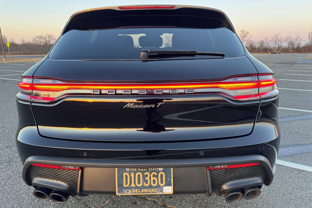 2023 Porsche Macan T - Image 5 of 31
