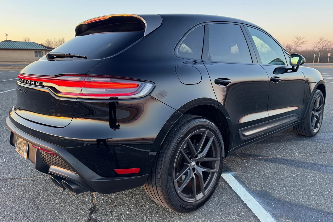 2023 Porsche Macan T - Image 4 of 31