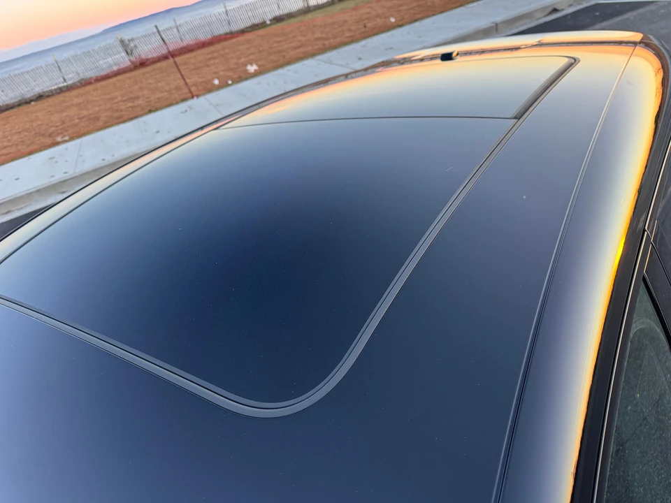 2023 Porsche Macan T - Image 11 of 31