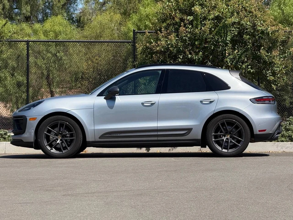 2023 Porsche Macan T - Image 2 of 5