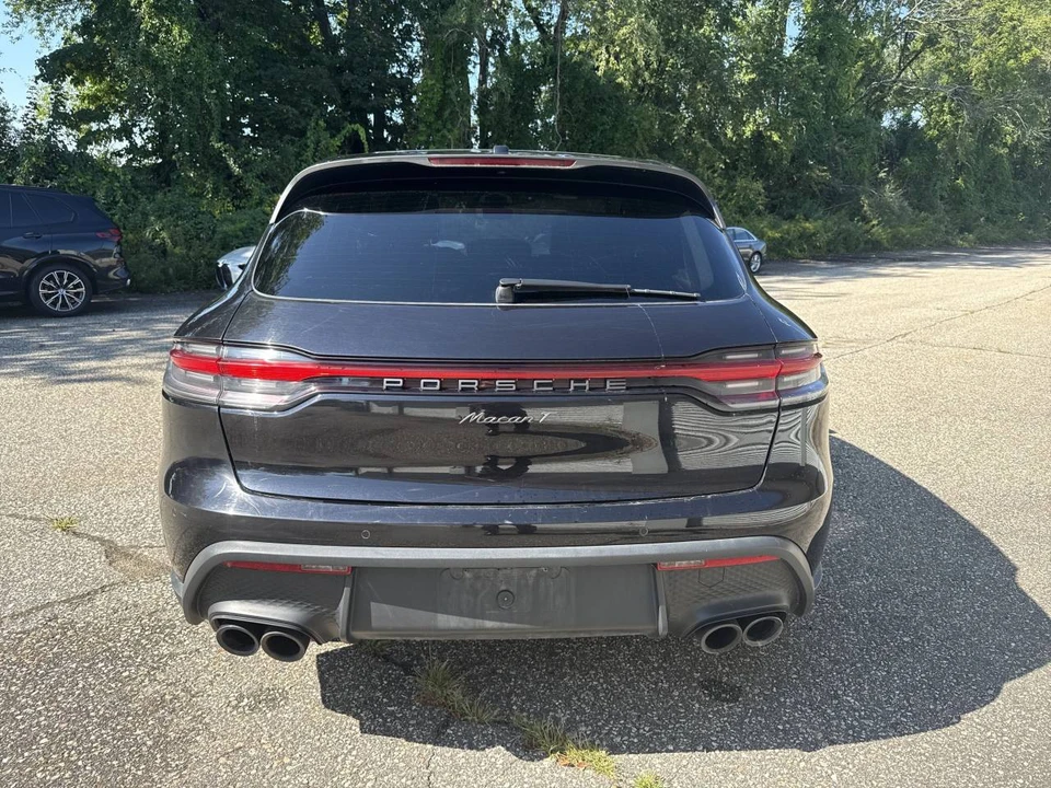 2023 Porsche Macan T - Image 4 of 5