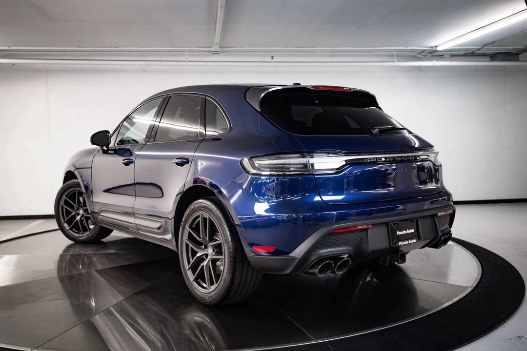 2023 Porsche Macan T - Image 3 of 5