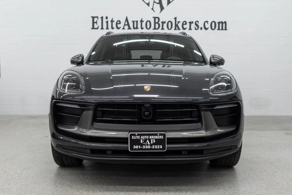 2023 Porsche Macan T - Image 4 of 12