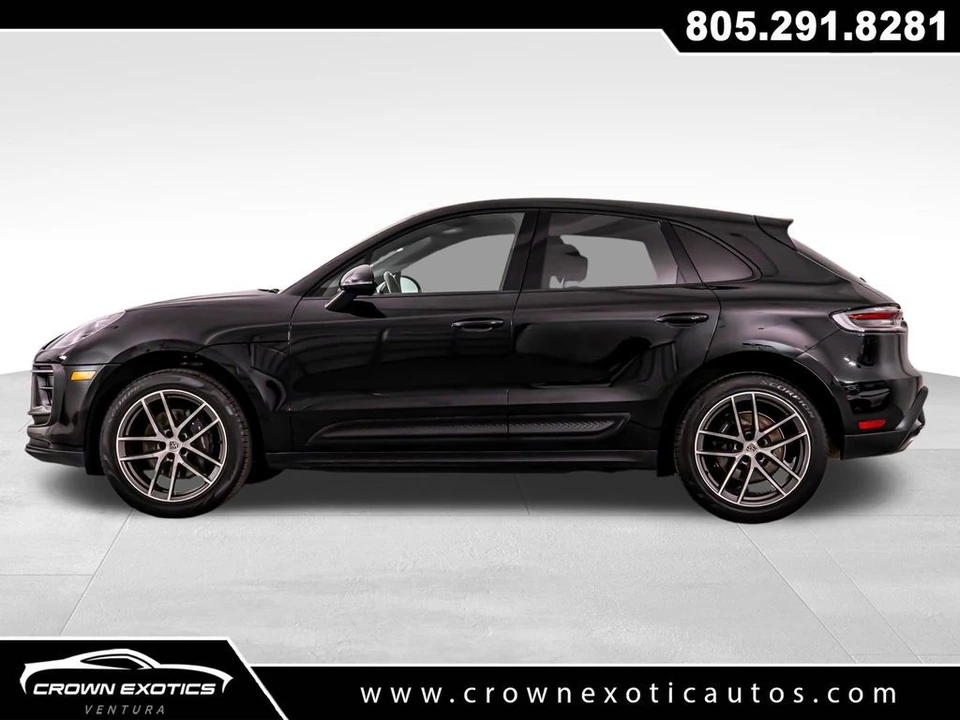 2023 Porsche Macan T - Image 4 of 12