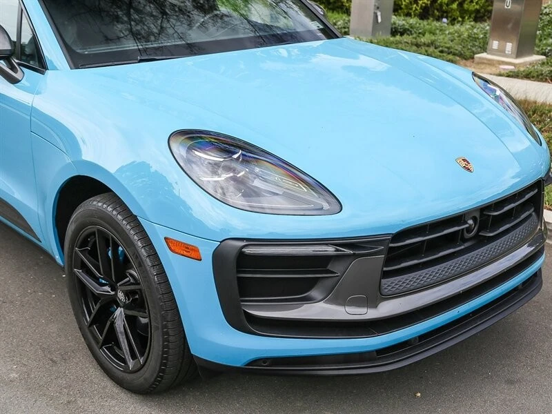 2023 Porsche Macan T - Image 9 of 21