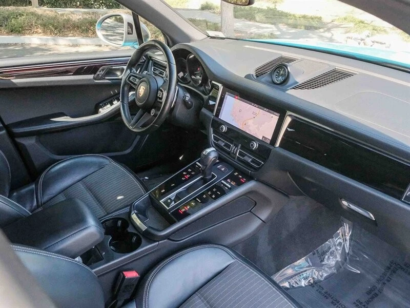 2023 Porsche Macan T - Image 19 of 21