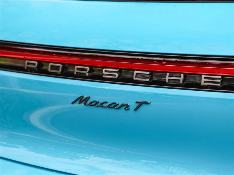2023 Porsche Macan T - Image 16 of 21