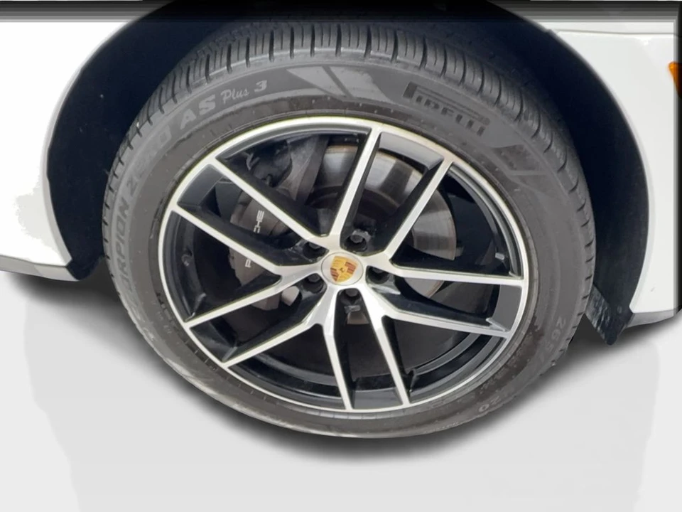 2023 Porsche Macan T - Image 14 of 31
