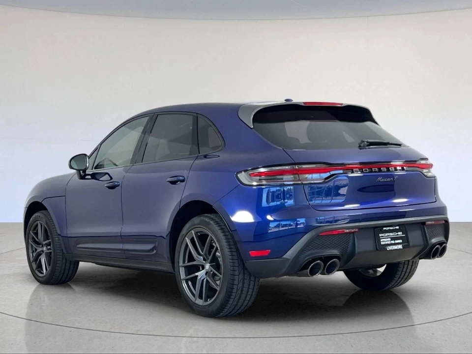 2023 Porsche Macan T - Image 3 of 5