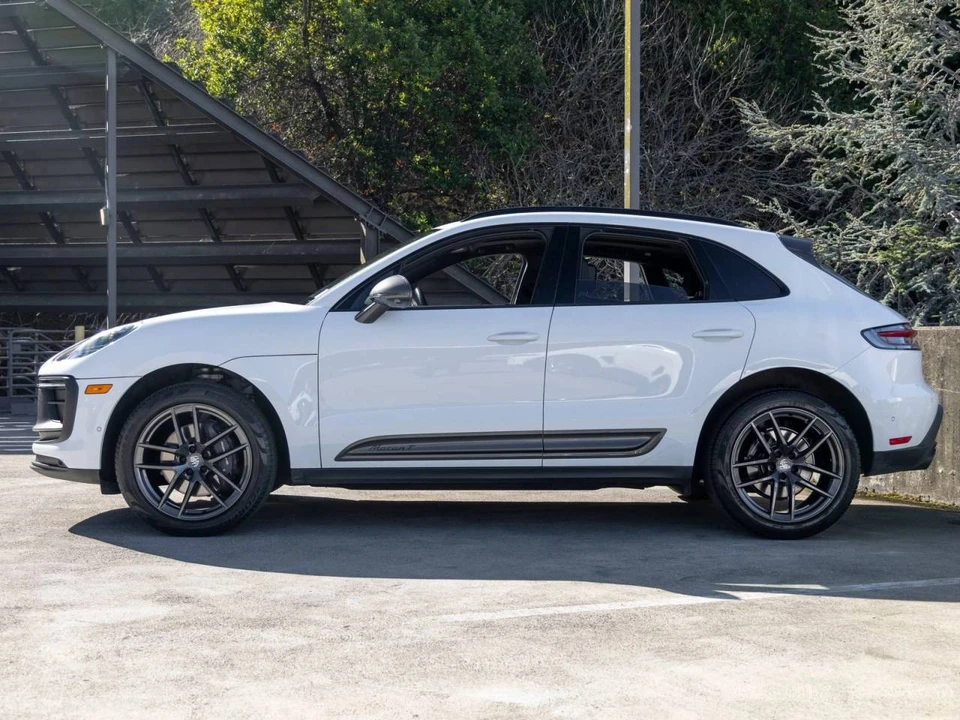 2023 Porsche Macan T - Image 2 of 5