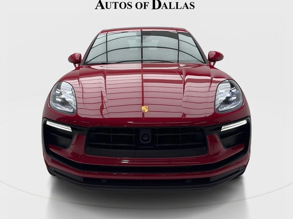 2023 Porsche Macan T - Image 3 of 31
