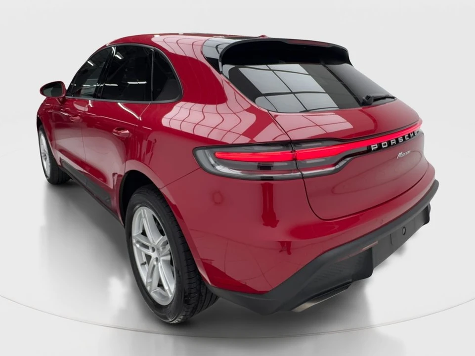 2023 Porsche Macan T - Image 10 of 31