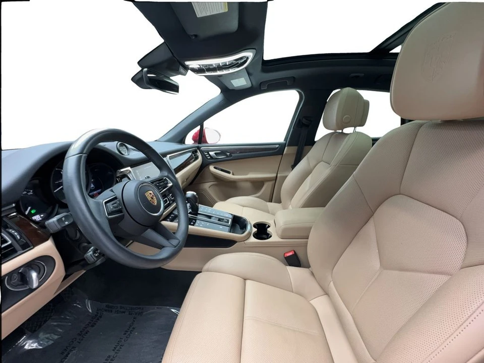 2023 Porsche Macan T - Image 20 of 31