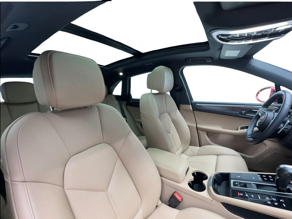 2023 Porsche Macan T - Image 31 of 31
