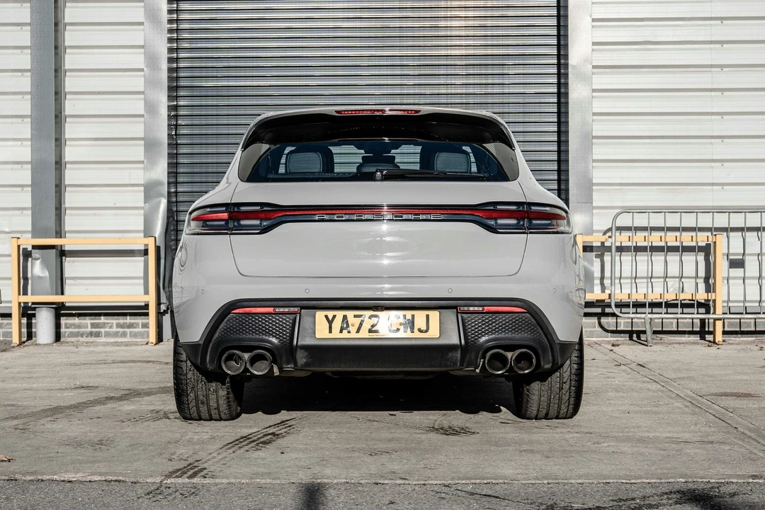 2023 Porsche Macan T - Image 5 of 21